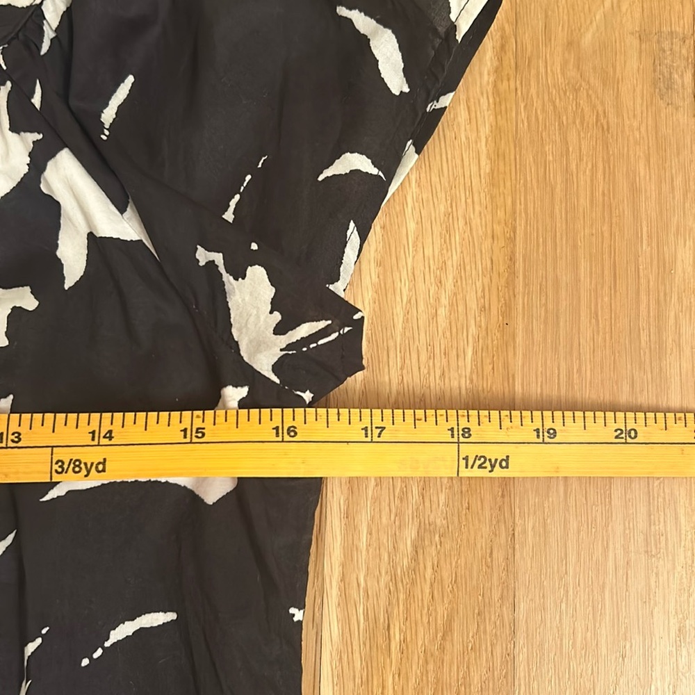 J. Crew Floral Black & White with Pockets Cap Sleeve Dress Women’s Size 0 - Picture 4 of 16